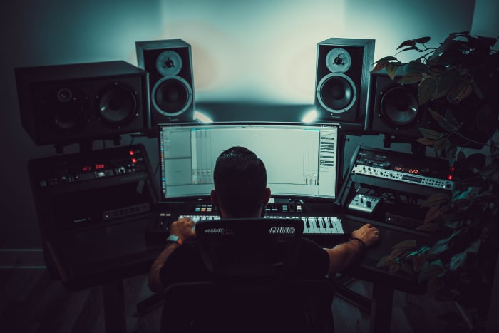 GrooveDen Recording Artist